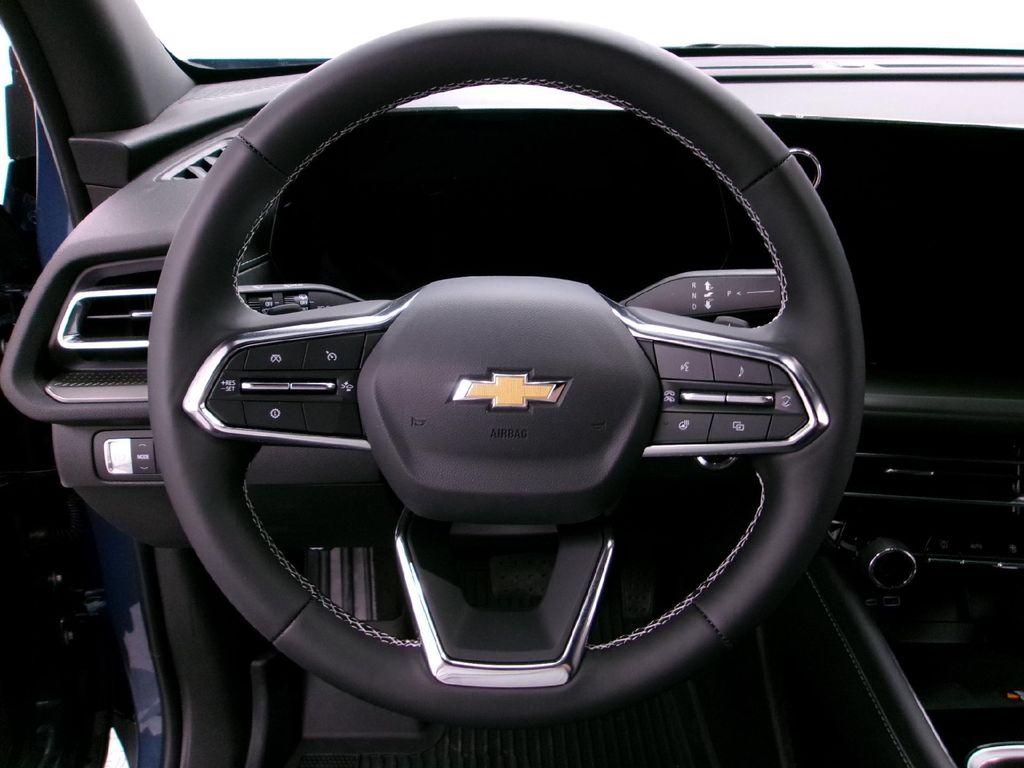 new 2025 Chevrolet Traverse car, priced at $41,295