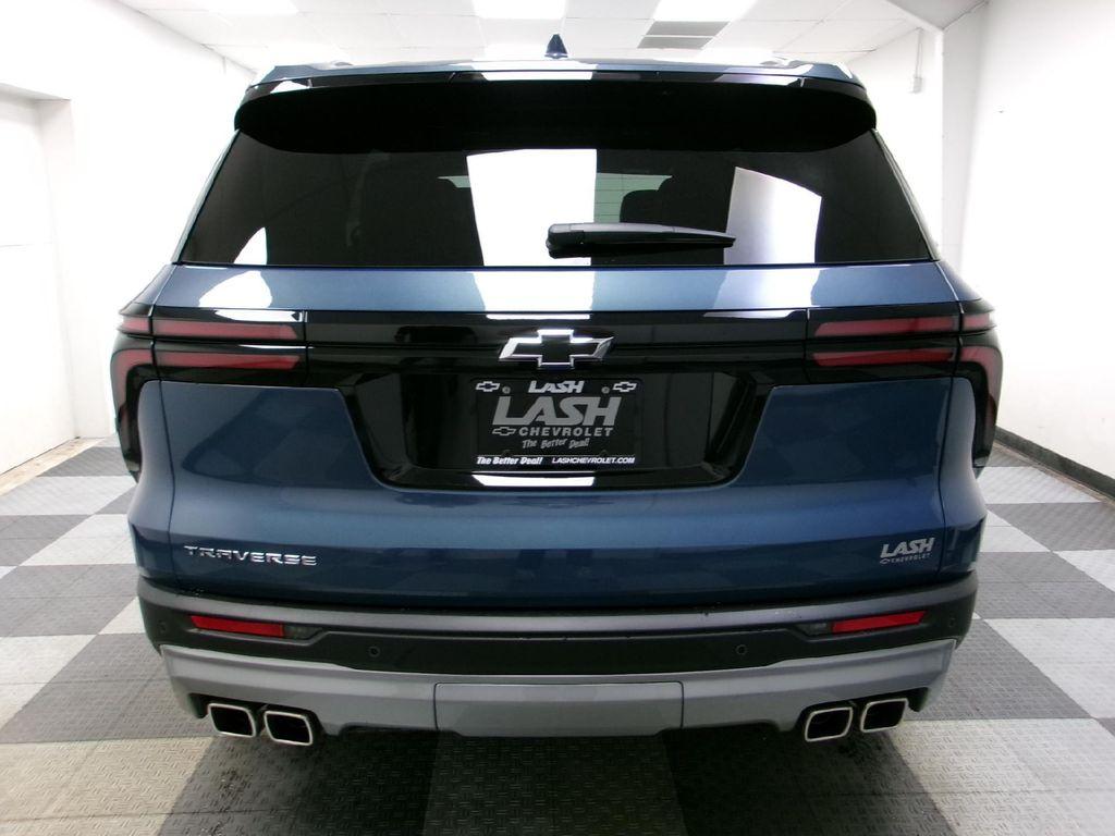 new 2025 Chevrolet Traverse car, priced at $41,295