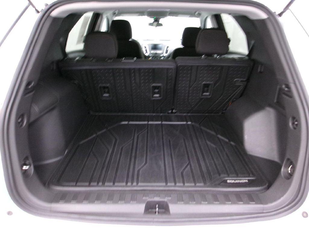 used 2023 Chevrolet Equinox car, priced at $20,988