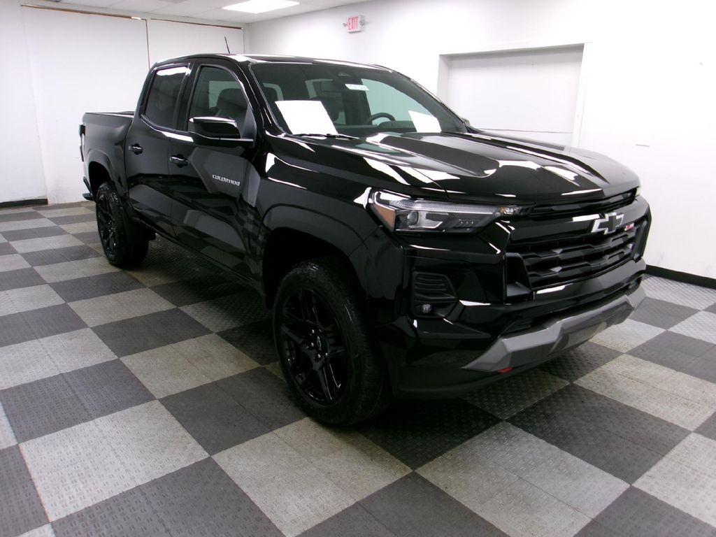 new 2025 Chevrolet Colorado car, priced at $45,840