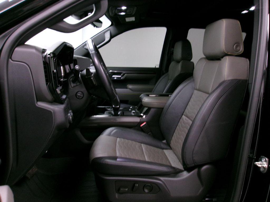 used 2022 Chevrolet Silverado 1500 car, priced at $47,988
