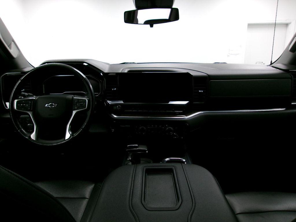 used 2022 Chevrolet Silverado 1500 car, priced at $34,988
