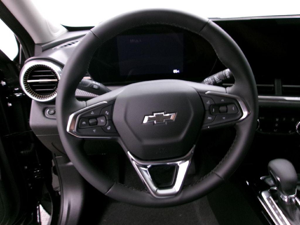 new 2025 Chevrolet Trax car, priced at $25,990
