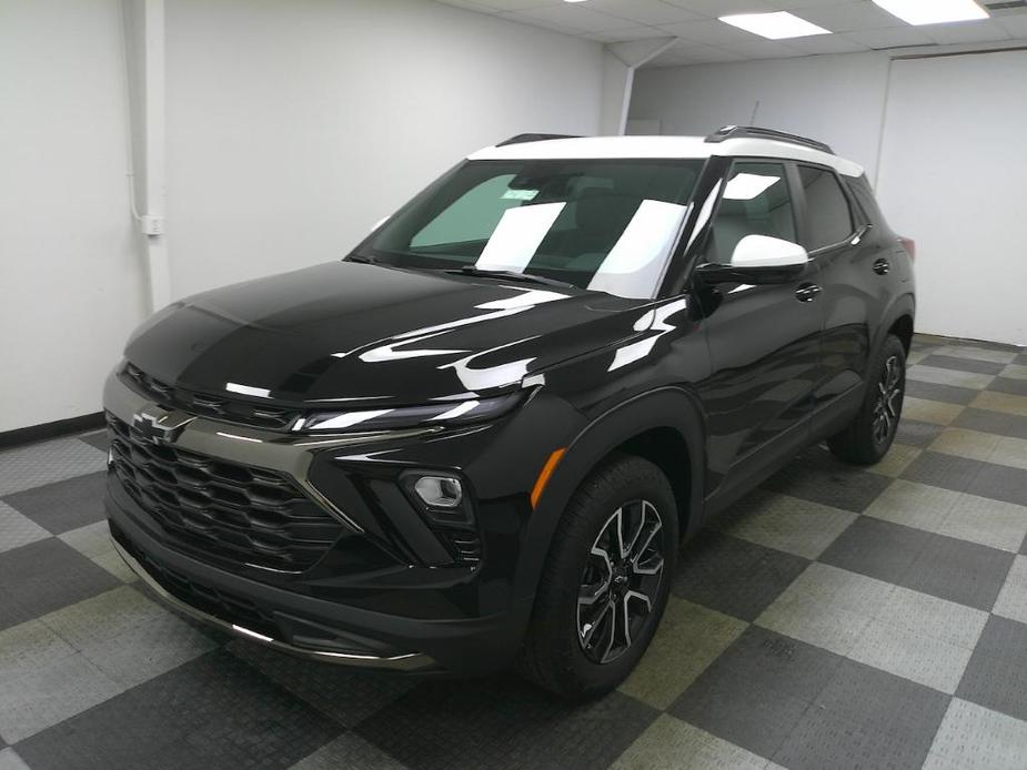 new 2025 Chevrolet TrailBlazer car, priced at $30,915