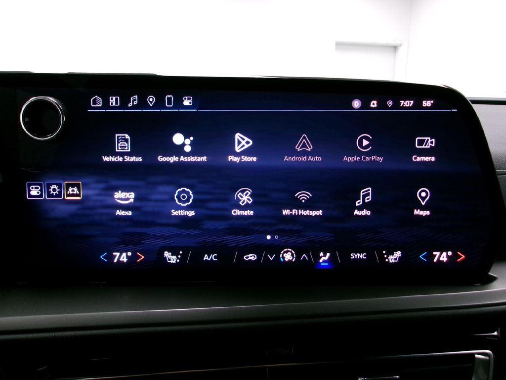 used 2024 Chevrolet Traverse car, priced at $41,988