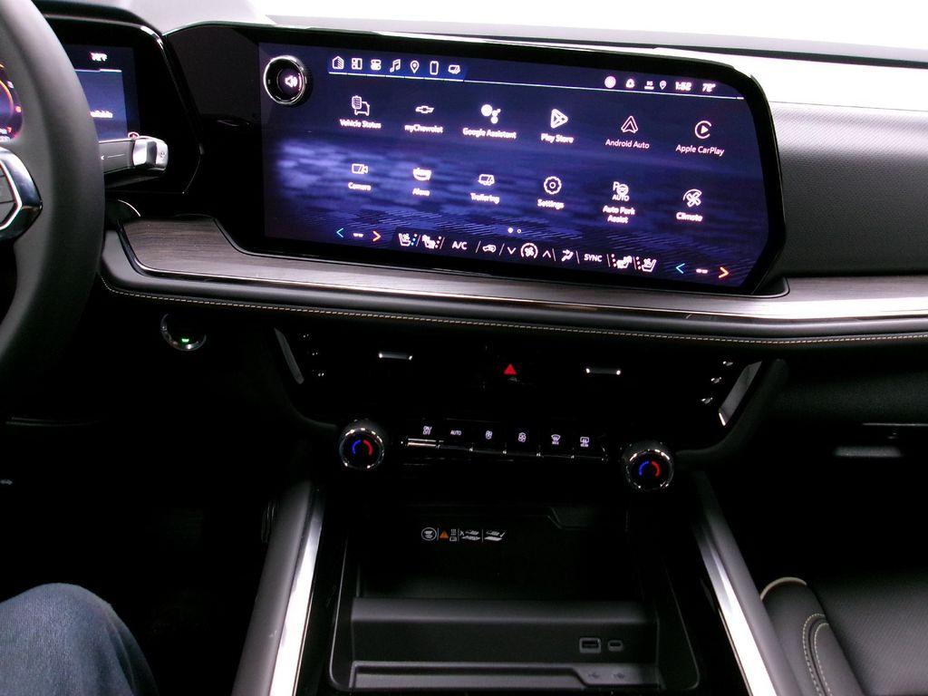 new 2025 Chevrolet Suburban car, priced at $88,955