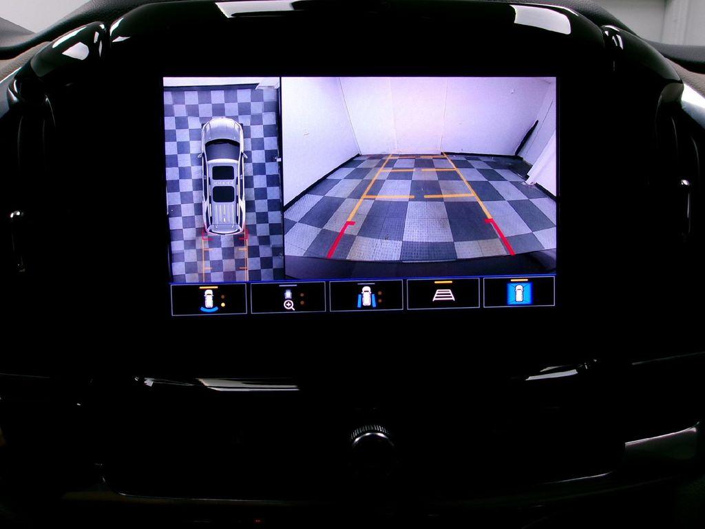 used 2022 Chevrolet Traverse car, priced at $30,988