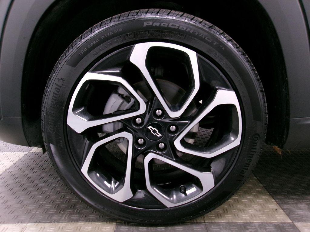 used 2025 Chevrolet Trax car, priced at $24,488