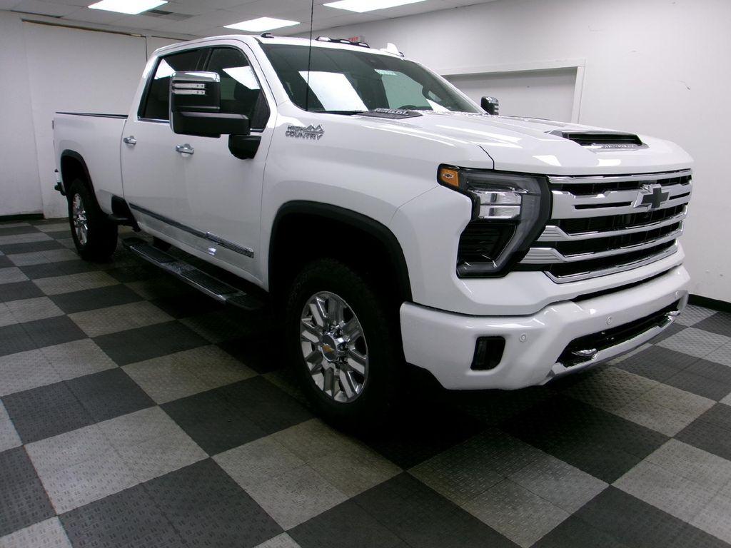 new 2025 Chevrolet Silverado 2500 car, priced at $72,980