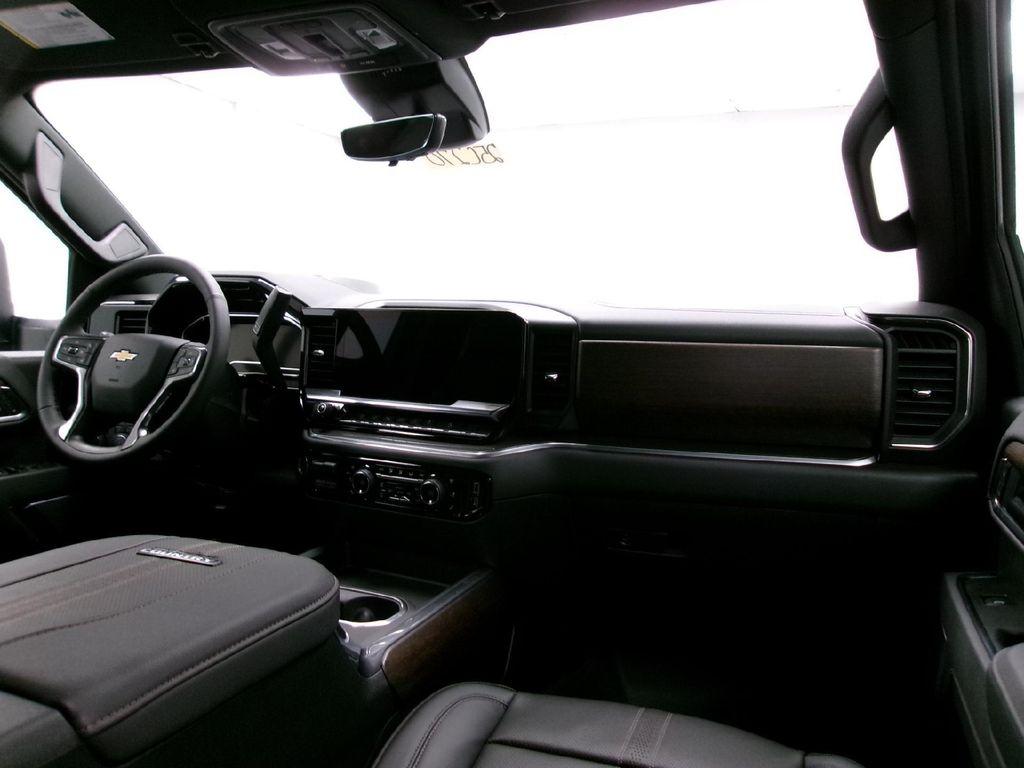 new 2025 Chevrolet Silverado 2500 car, priced at $78,920