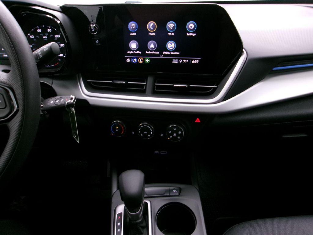 new 2025 Chevrolet Trax car, priced at $22,705