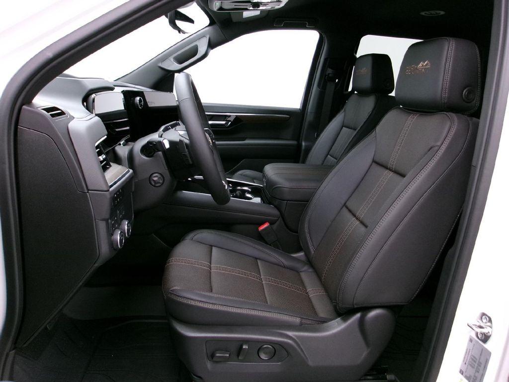new 2025 Chevrolet Tahoe car, priced at $81,560