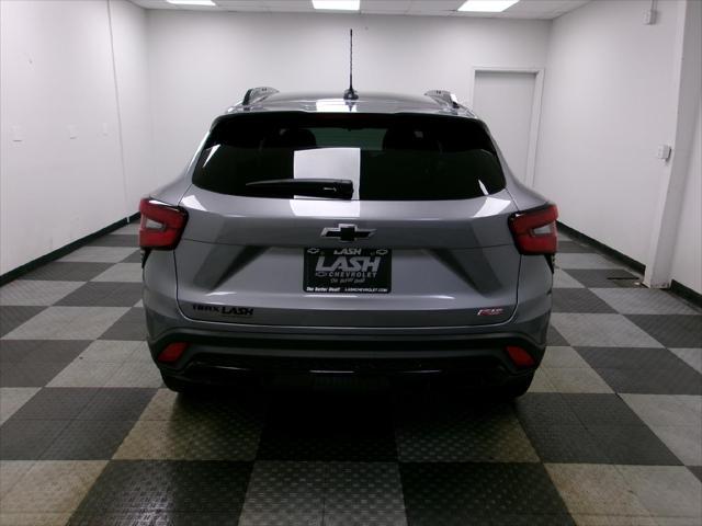 new 2025 Chevrolet Trax car, priced at $27,015