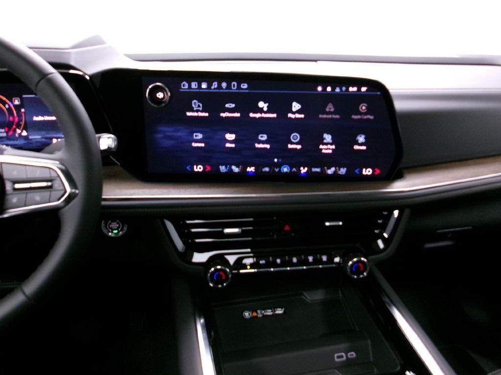new 2025 Chevrolet Suburban car, priced at $91,950