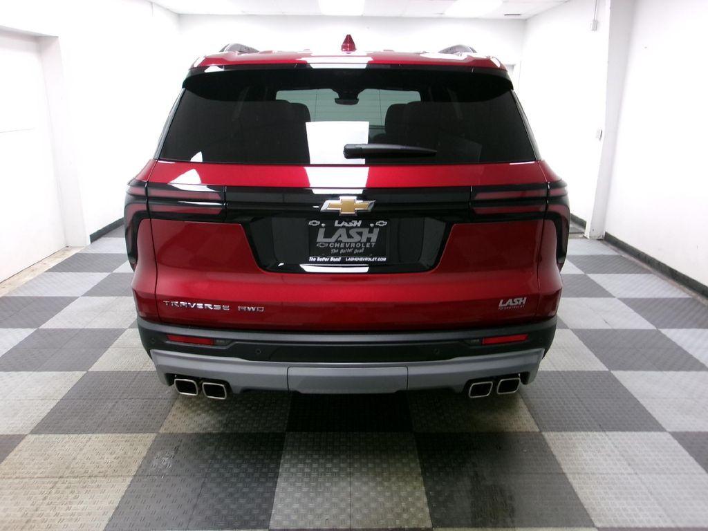 new 2026 Chevrolet Traverse car, priced at $46,840