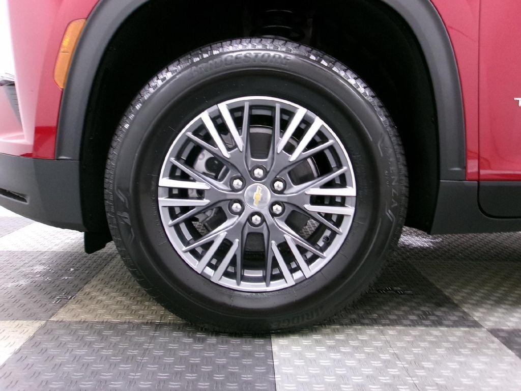 new 2026 Chevrolet Traverse car, priced at $46,840