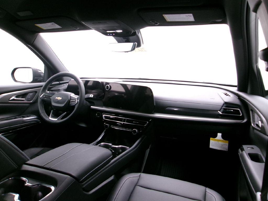 new 2026 Chevrolet Traverse car, priced at $46,840