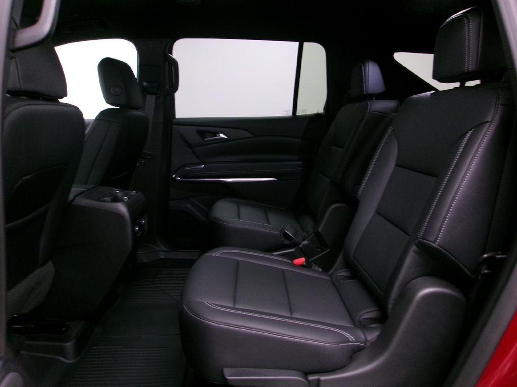 new 2026 Chevrolet Traverse car, priced at $46,840