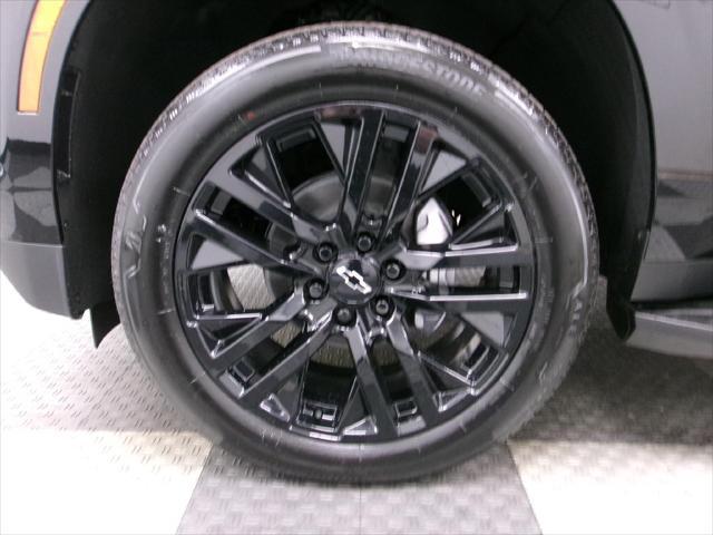 new 2025 Chevrolet Suburban car, priced at $81,995