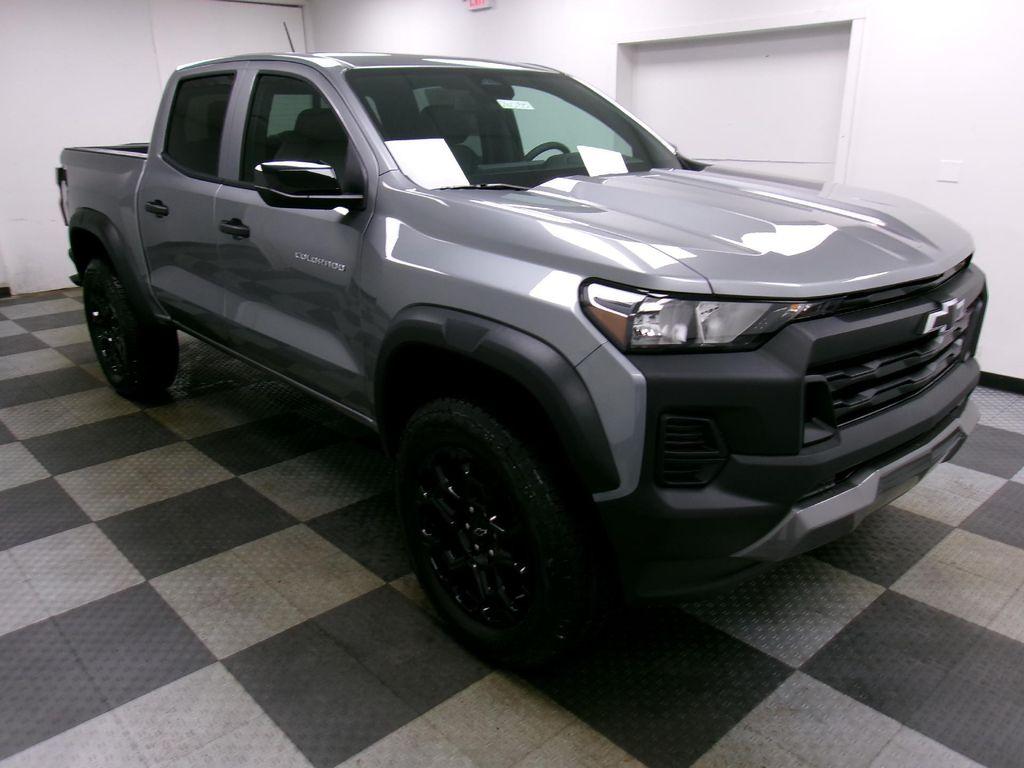 new 2026 Chevrolet Colorado car, priced at $44,160