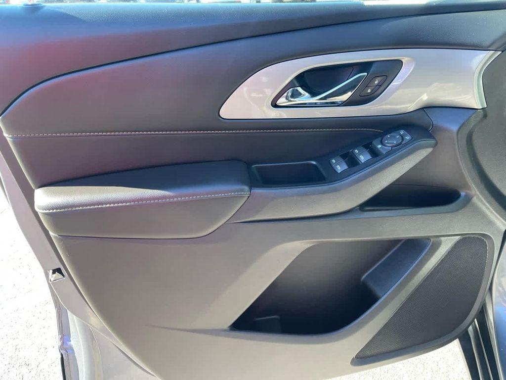 used 2019 Chevrolet Traverse car, priced at $15,300