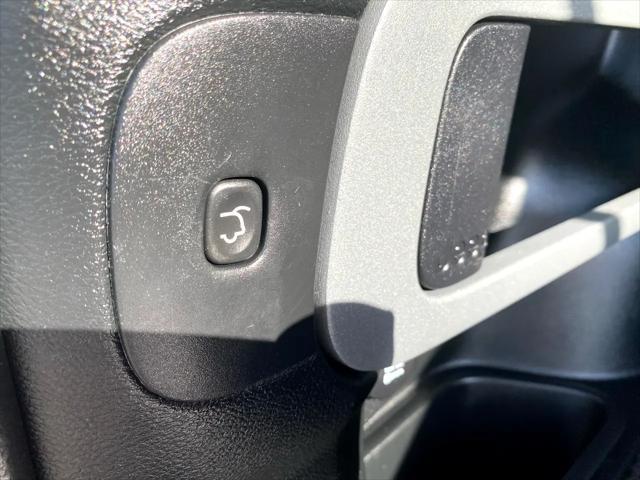 used 2018 Jeep Cherokee car, priced at $12,300