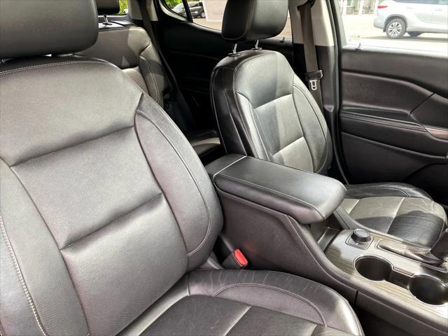 used 2018 GMC Acadia car