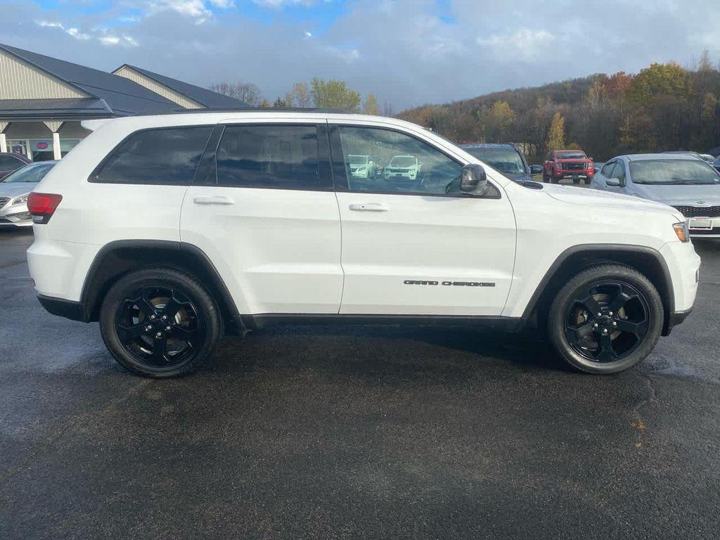 used 2019 Jeep Grand Cherokee car, priced at $17,000