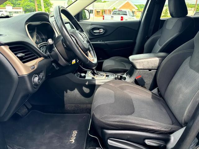 used 2015 Jeep Cherokee car, priced at $10,600