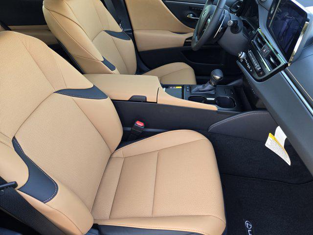 new 2025 Lexus ES 300h car, priced at $50,844