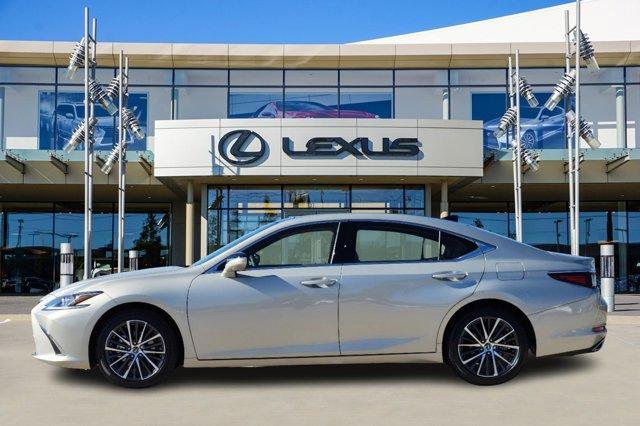 used 2025 Lexus ES 350 car, priced at $51,900