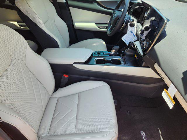 new 2025 Lexus NX 350h car