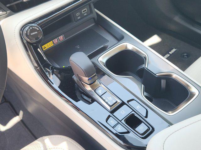 new 2025 Lexus NX 350h car