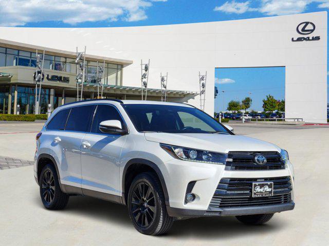 used 2019 Toyota Highlander car, priced at $23,900