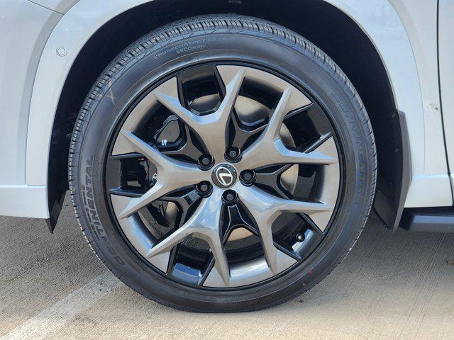 new 2025 Lexus TX 500h car, priced at $75,589