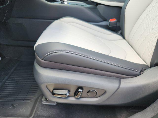 new 2025 Lexus TX 500h car, priced at $75,589