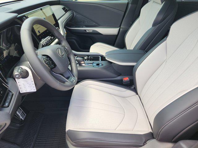 new 2025 Lexus TX 500h car, priced at $75,589