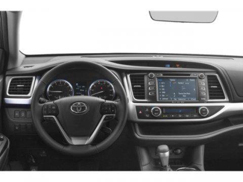 used 2019 Toyota Highlander car, priced at $27,900