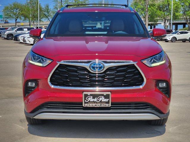 used 2023 Toyota Highlander Hybrid car, priced at $51,900