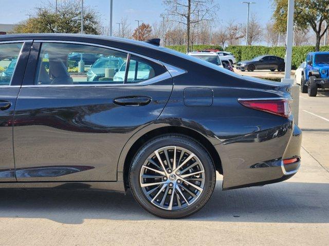 used 2024 Lexus ES 250 car, priced at $36,900