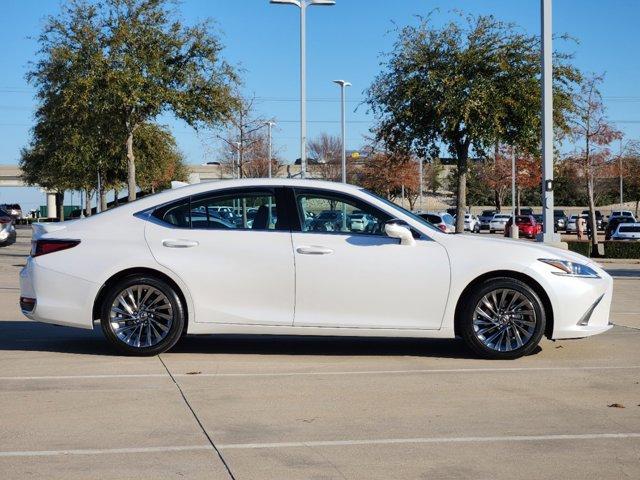 used 2024 Lexus ES 300h car, priced at $46,900