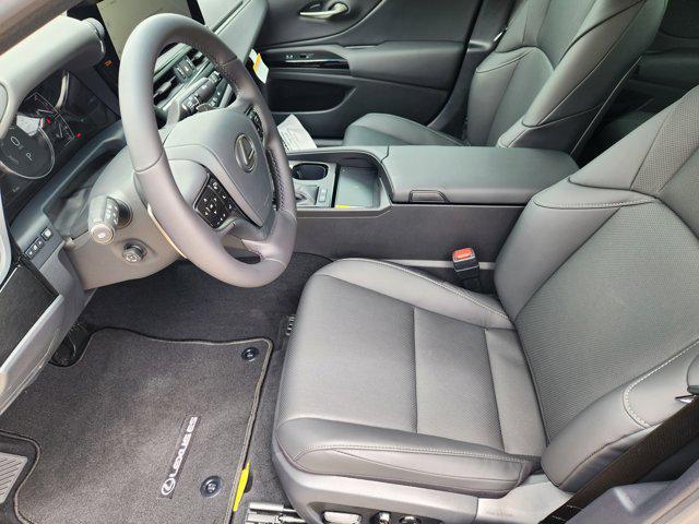 new 2025 Lexus ES 300h car
