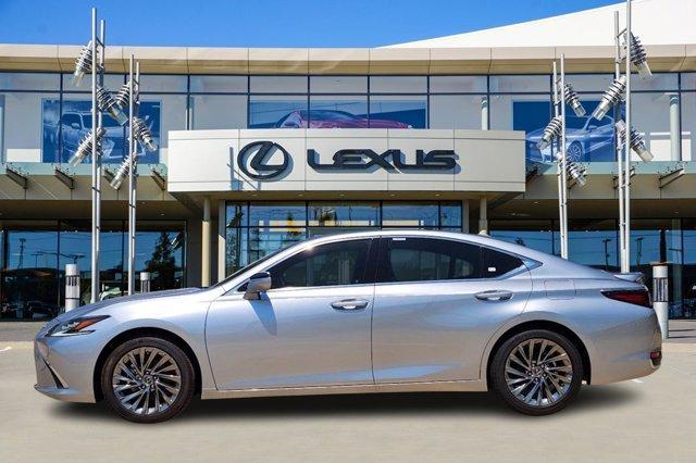 new 2024 Lexus ES 300h car, priced at $57,190