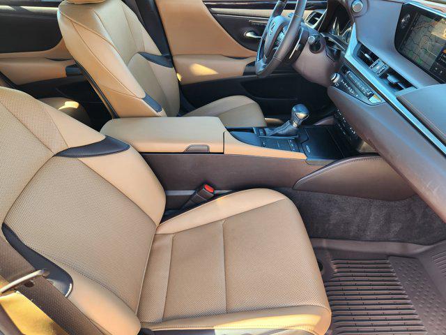 used 2021 Lexus ES 350 car, priced at $26,900