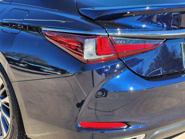 used 2021 Lexus ES 350 car, priced at $26,900