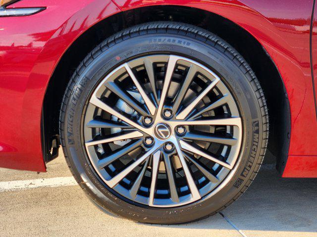 new 2025 Lexus ES 350 car, priced at $49,925