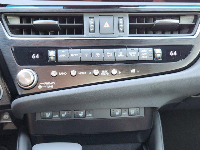 new 2025 Lexus ES 350 car, priced at $49,925