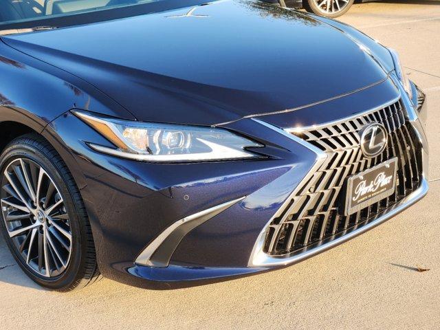 used 2025 Lexus ES 300h car, priced at $51,900