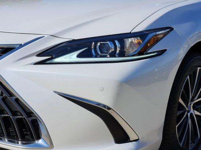 new 2025 Lexus ES 250 car, priced at $48,649