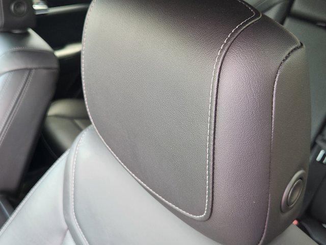 used 2023 Cadillac XT5 car, priced at $32,400
